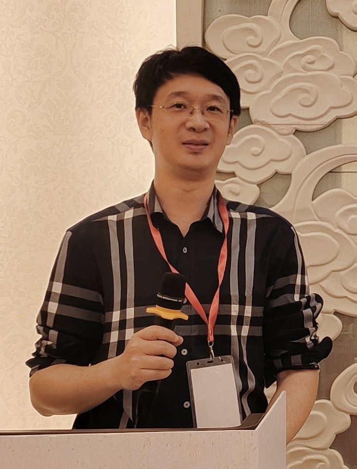 骆健飞 Luo Jianfei